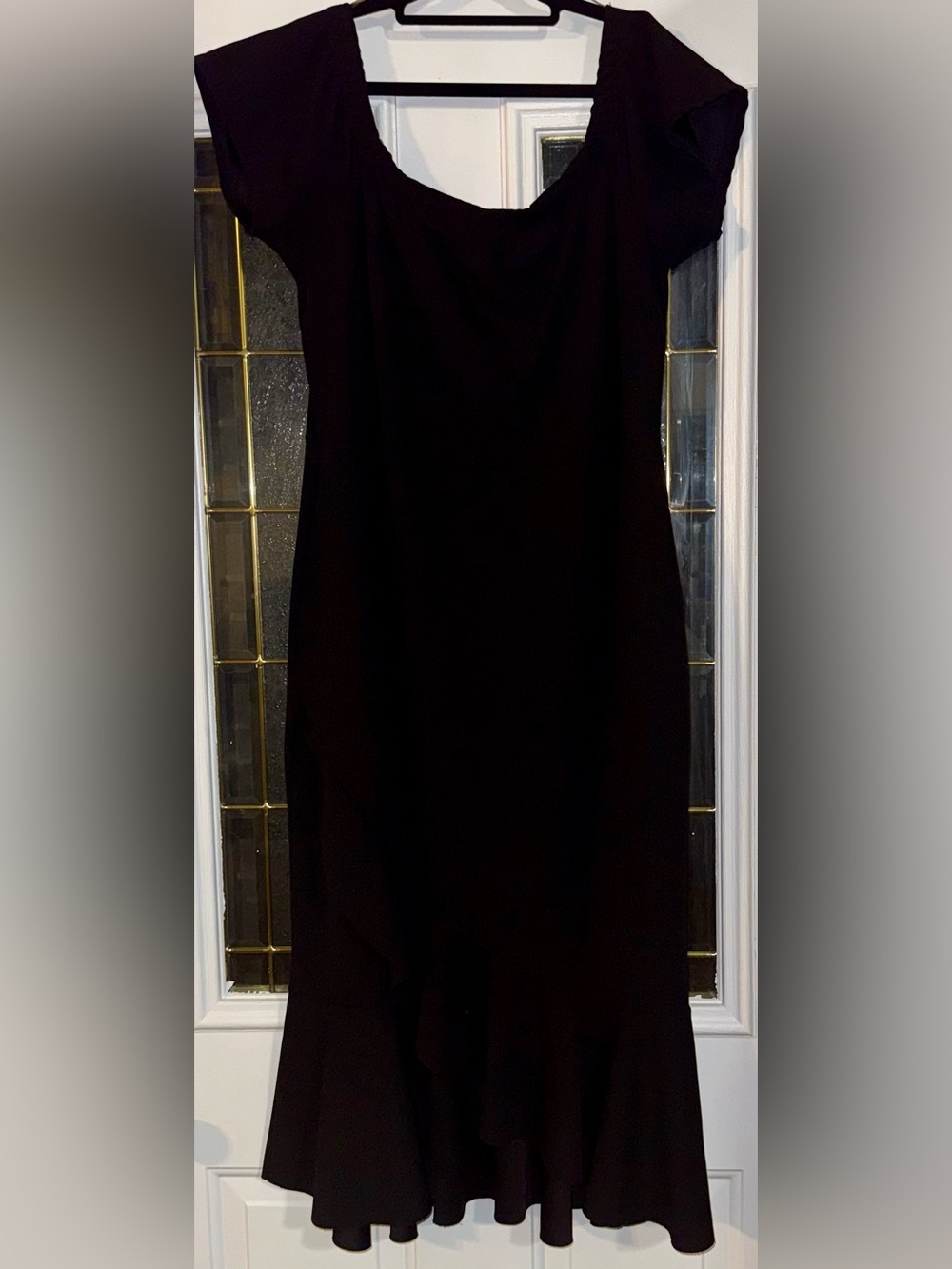 Pre-Loved Black Strapless Women’s Dress with Flared Hem